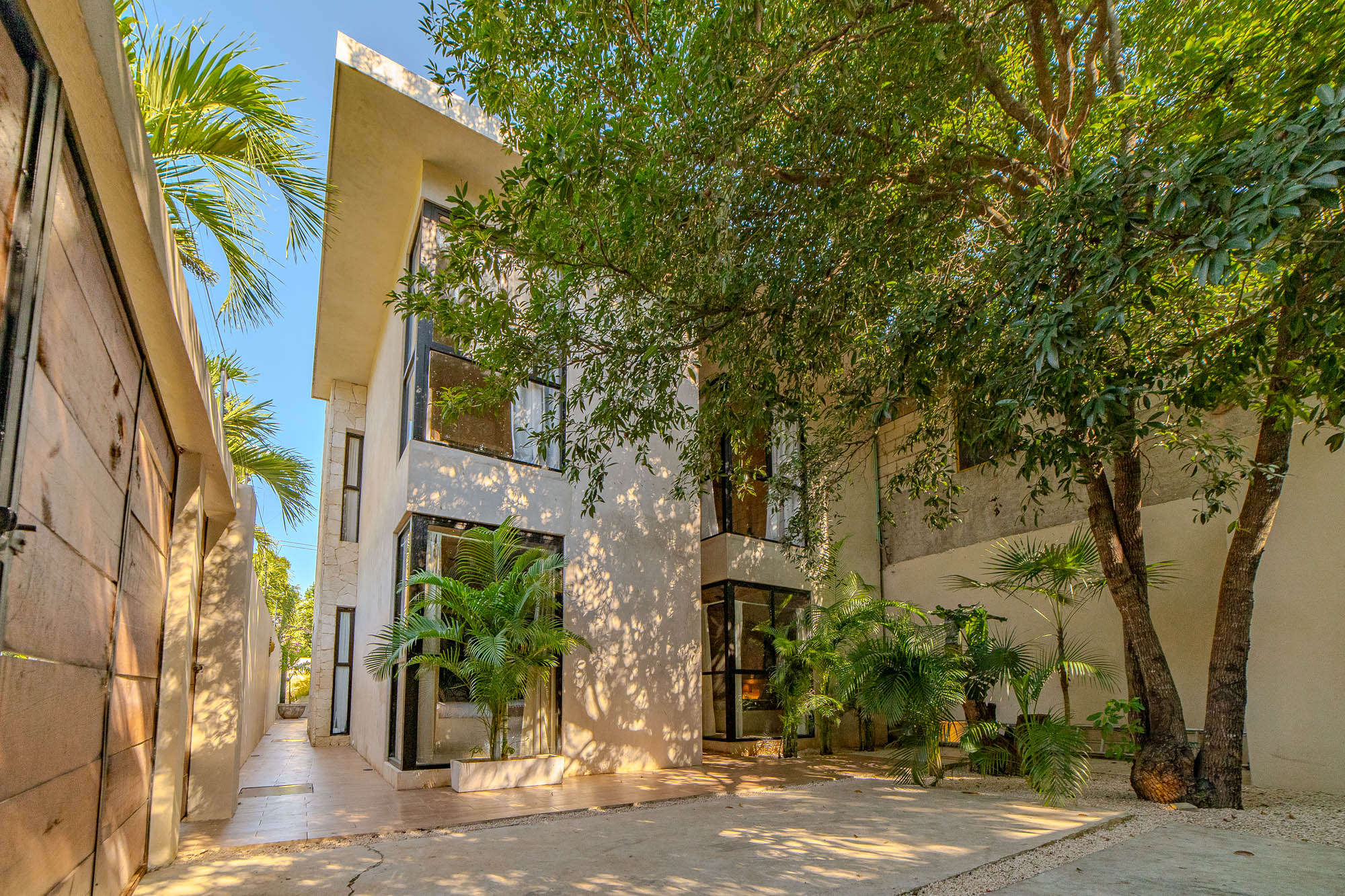 Villa de 4 Recámaras con éxito en Airbnb a un lado de Nimeño café y la 7 Sur de La Veleta