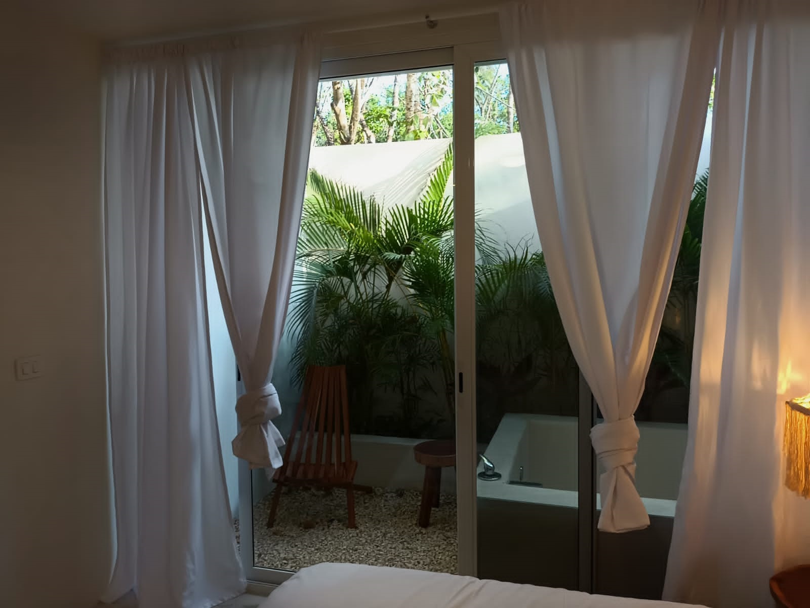 Lovely ground floor unit with private jacuzzi