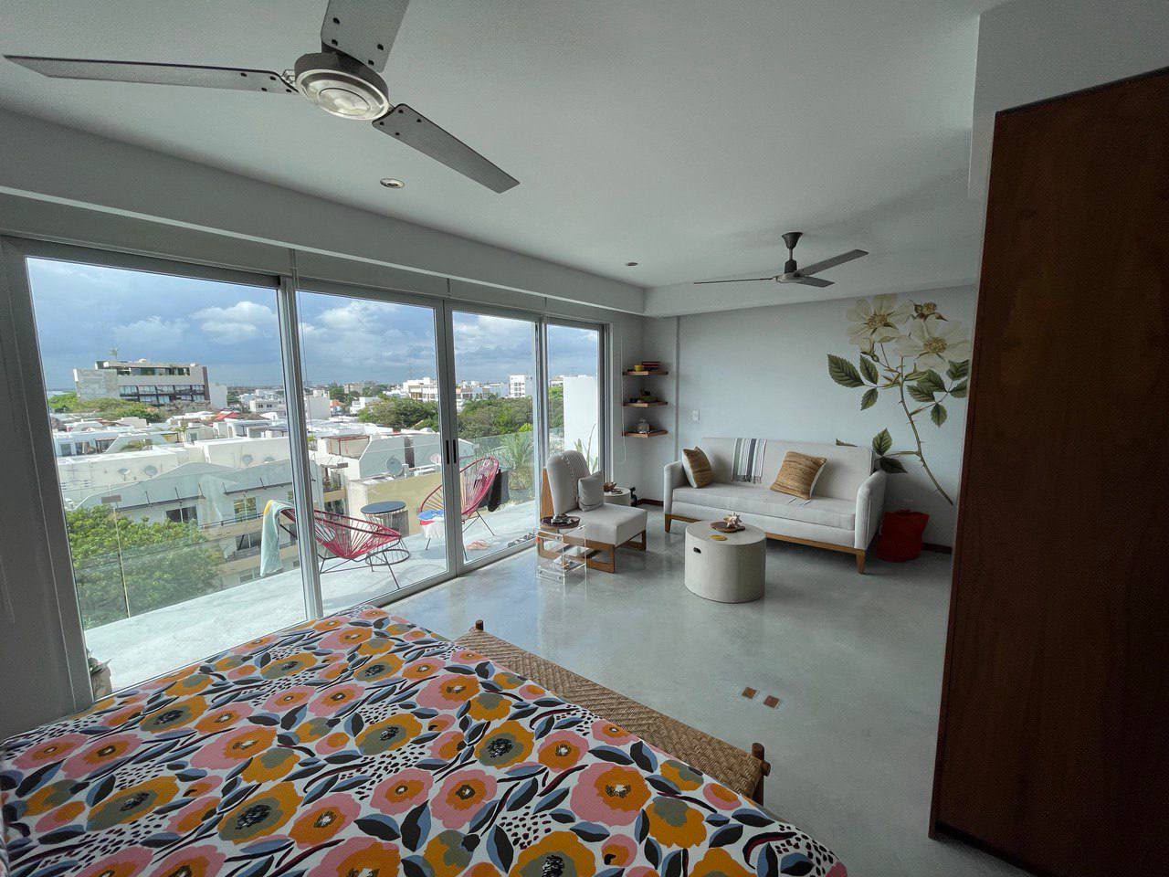 Studio with Large Private Balcony & Park Views Near 5th Avenue in Playa del Carmen